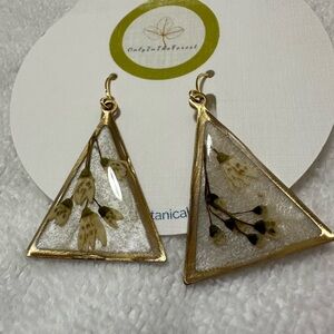 Botanical Earrings. Never worn